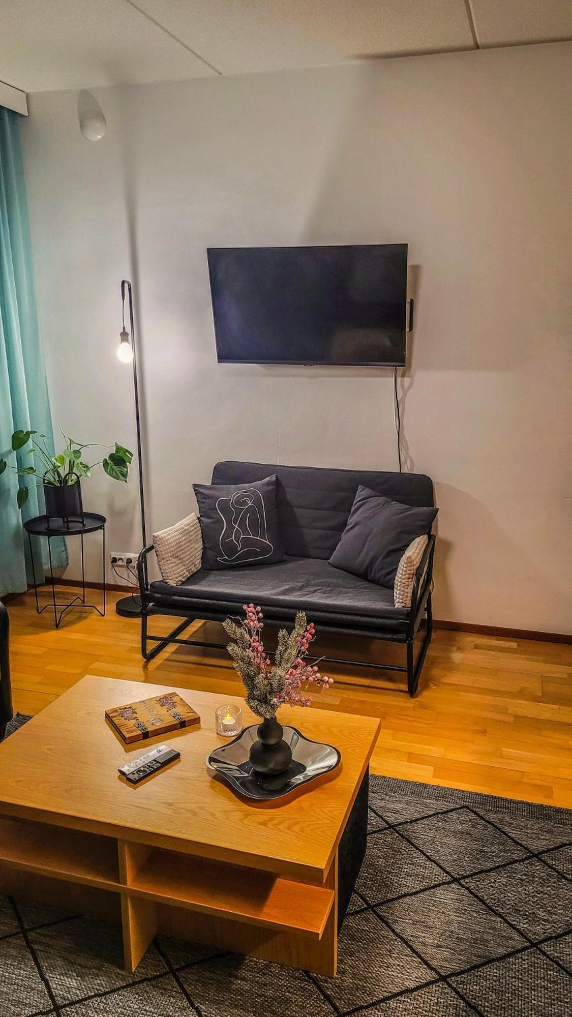 Lakeside Serenity Lutakko - Sauna, Parking Jyväskylä Eksteriør bilde